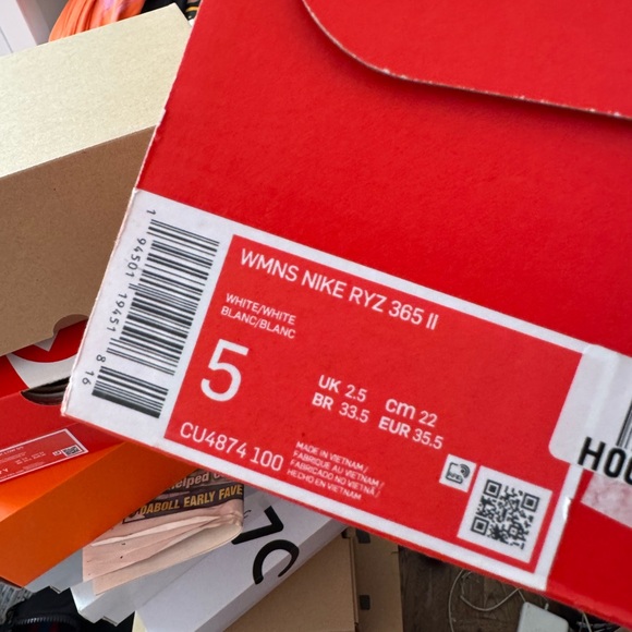 Nike RYZ 365 2 White size 5W - Picture 2 of 2